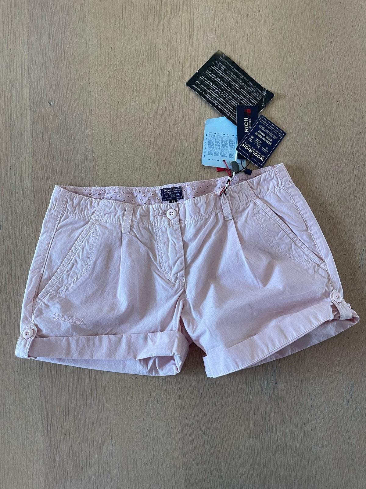 Nieuwe Woolrich Roze Korte Broek Maat 12 (M), Ophalen of Verzenden, Nieuw, Meisje, Broek