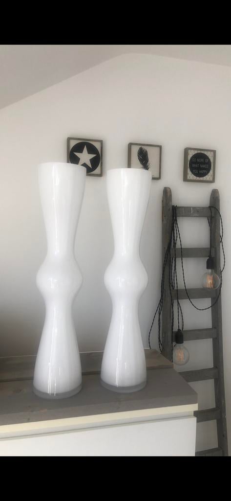 2 melkglas vazen +/- 80 cm hoog, Antiek en Kunst, Ophalen