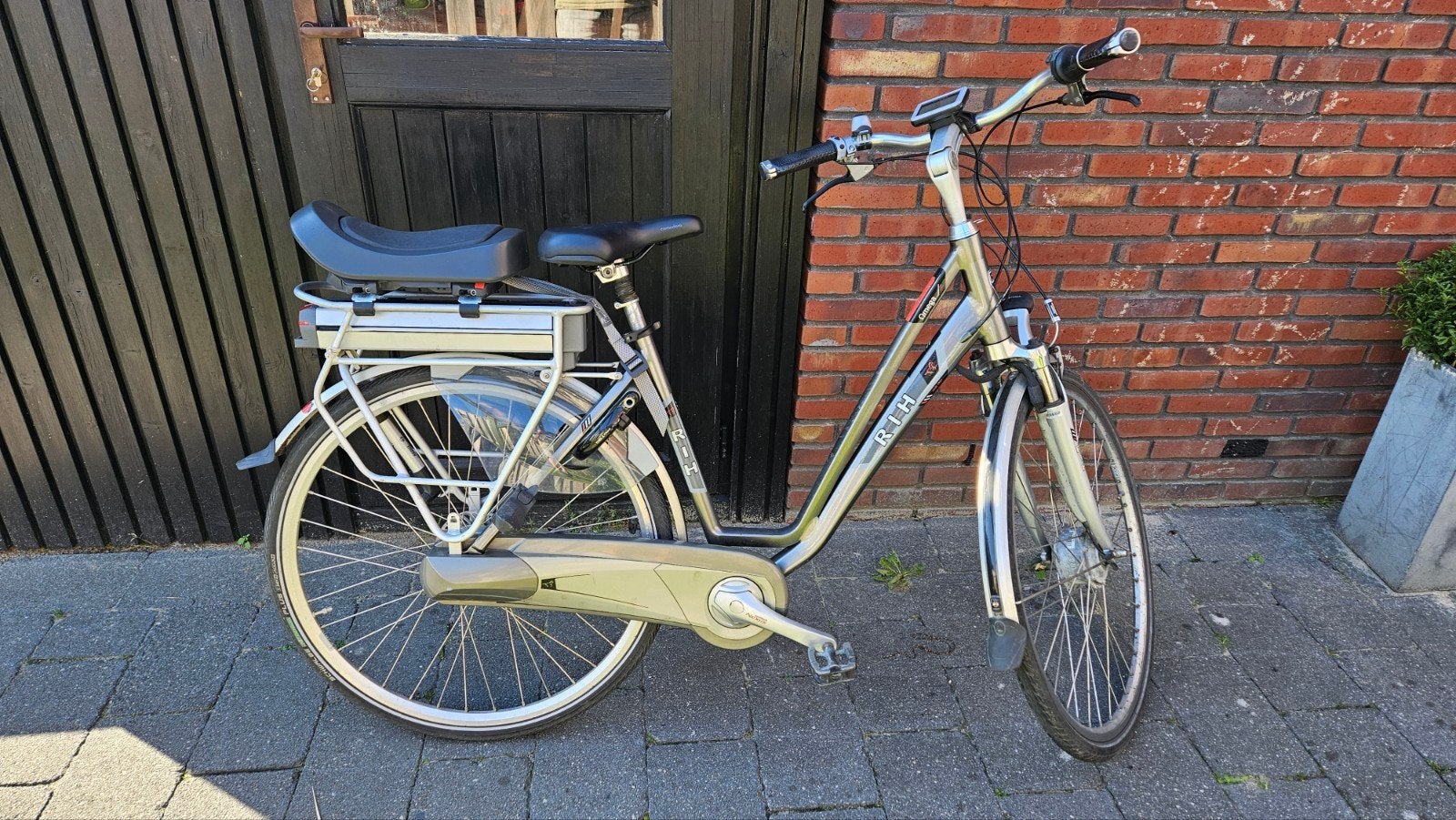 RIH Omega E-bike met Shimano 8-speed en kinderzitje, Gebruikt, 51 tot 55 cm, 50 km per accu of meer, Ophalen