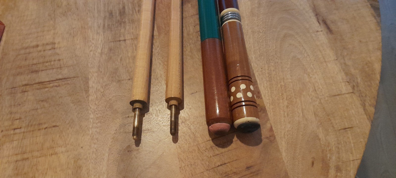 Twee mooie biljart keus, Ophalen of Verzenden, Keu of Ballen