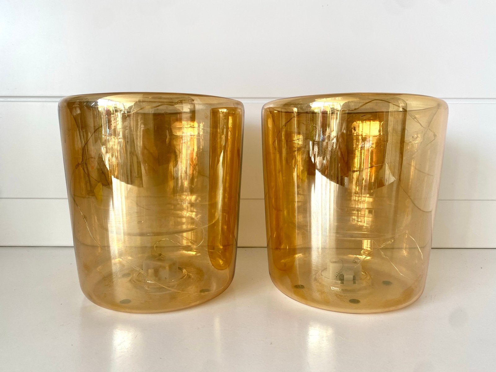 Set van 2 gouden glazen windlichten / bloempotten, Ophalen of Verzenden, Zo goed als nieuw, Glas, Goud