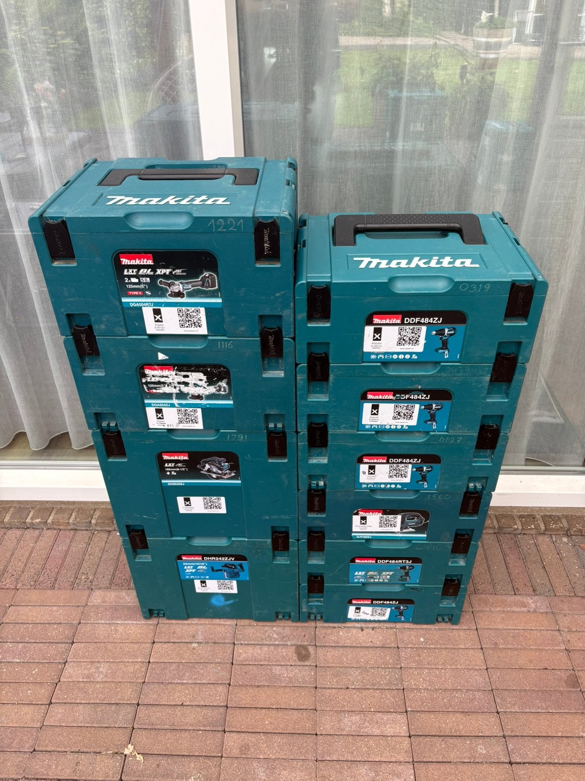 Makita M-Boxen, Ophalen, Zo goed als nieuw