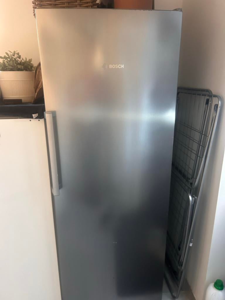 Bosch Diepvrieskast No Frost - 6 Lades - Goede Staat, 160 cm of meer, Zo goed als nieuw, Ophalen, Vrieskast