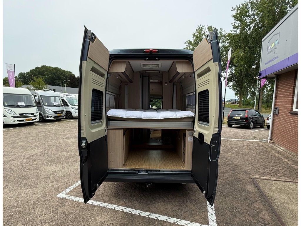 Pössl Roadcruiser Revolution Verhoogde versie en co, Buscamper of Camperbus, Fiat, Pössl, 6 tot 7 meter