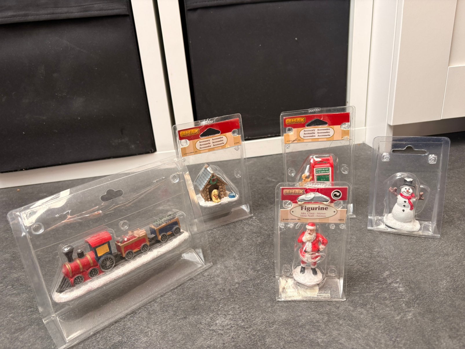 Accessoires kerstdorp, Ophalen of Verzenden, Zo goed als nieuw, Bus of Vrachtwagen, Overige merken