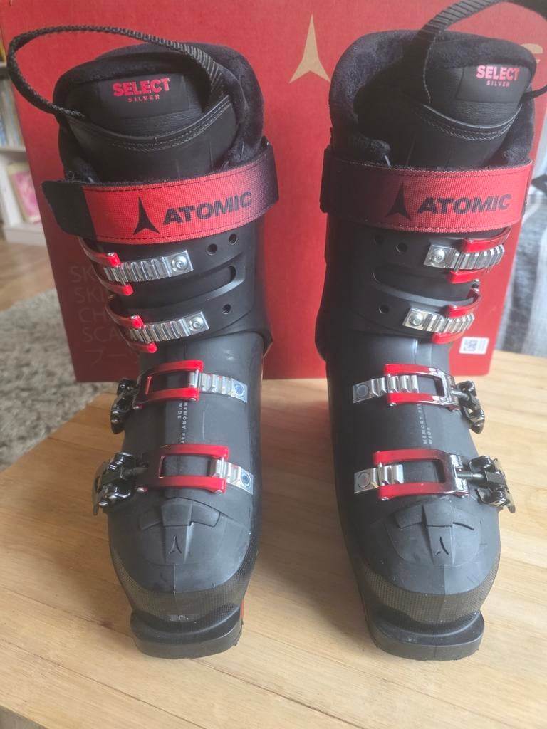Atomic ski schoenen, Sport en Fitness, Skiën en Langlaufen, 160 tot 180 cm, Schoenen, Ophalen of Verzenden, Zo goed als nieuw