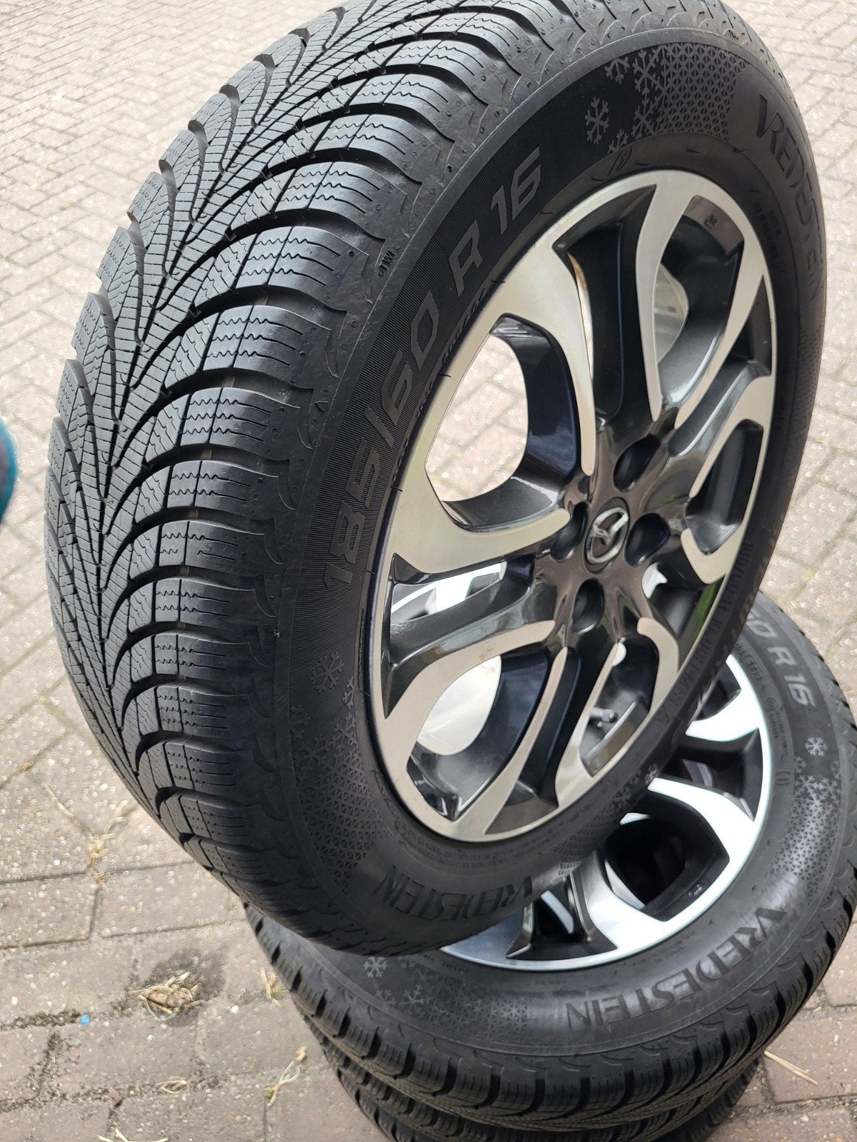Org Mazda 2 banden velgen 185/60/16 met Jolz kinder wagen, Jaf_zoet@hotmail.com, Zo goed als nieuw, ,, Verstelbare duwstang