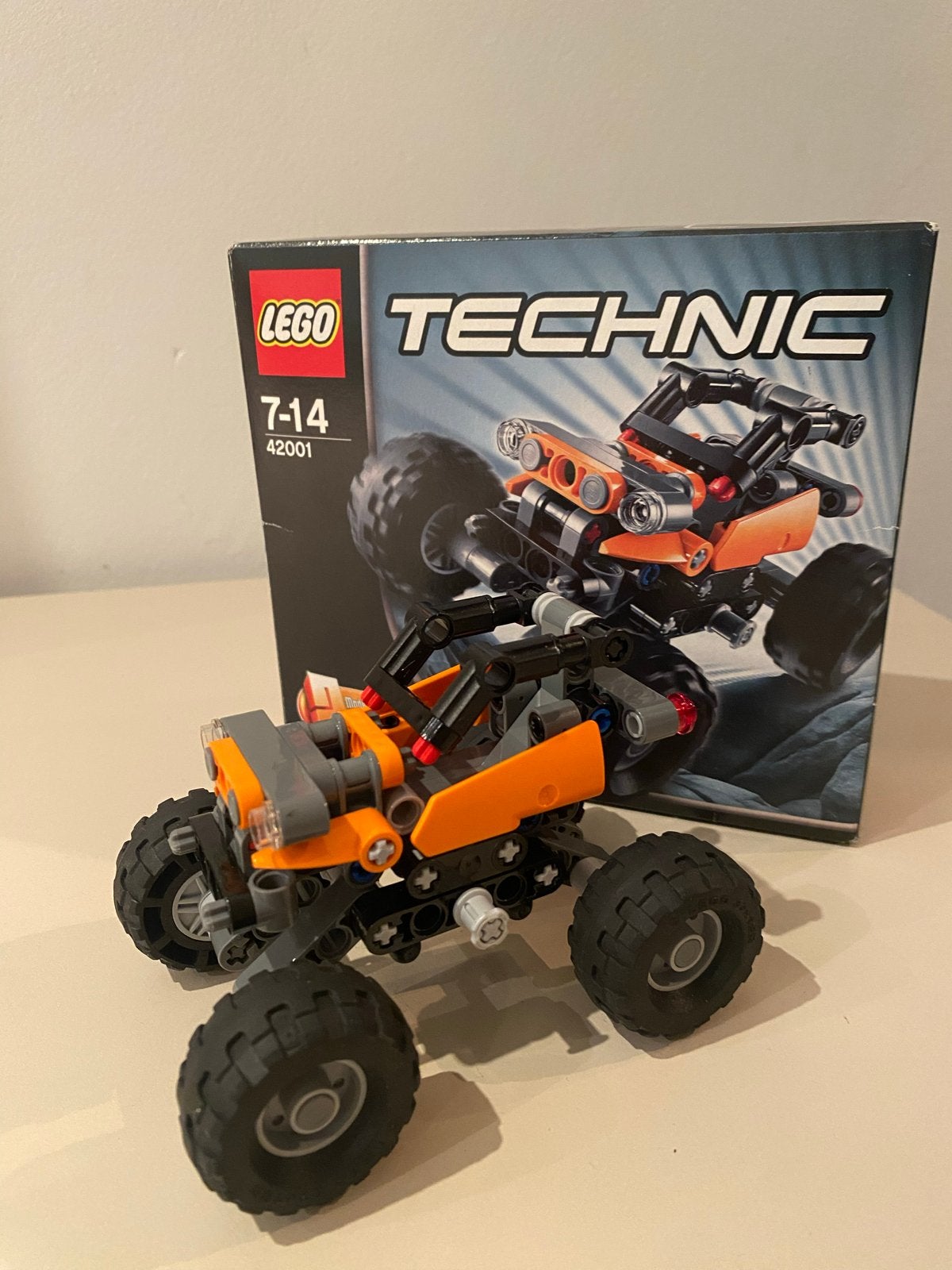Lego Technic 42001 Mini Offroader 100% compleet met doos, Lego, Ophalen of Verzenden, Zo goed als nieuw, Complete set