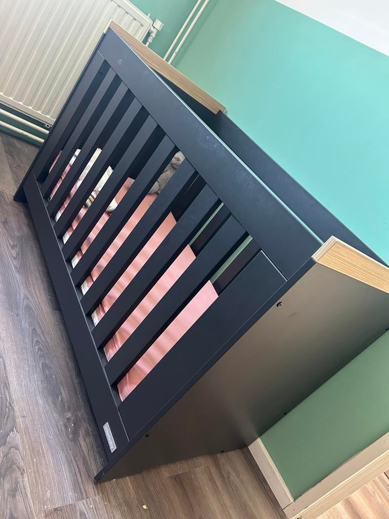 Ledikantje en commode Interbaby, Ophalen, Gebruikt, Ledikant