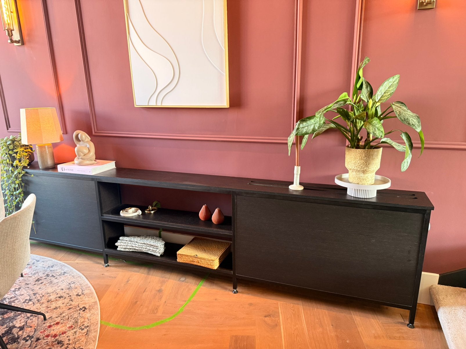 Maatwerk zwart eiken dressoir / TV-meubel 310 cm, Ophalen, Zo goed als nieuw, 25 tot 50 cm, 200 cm of meer
