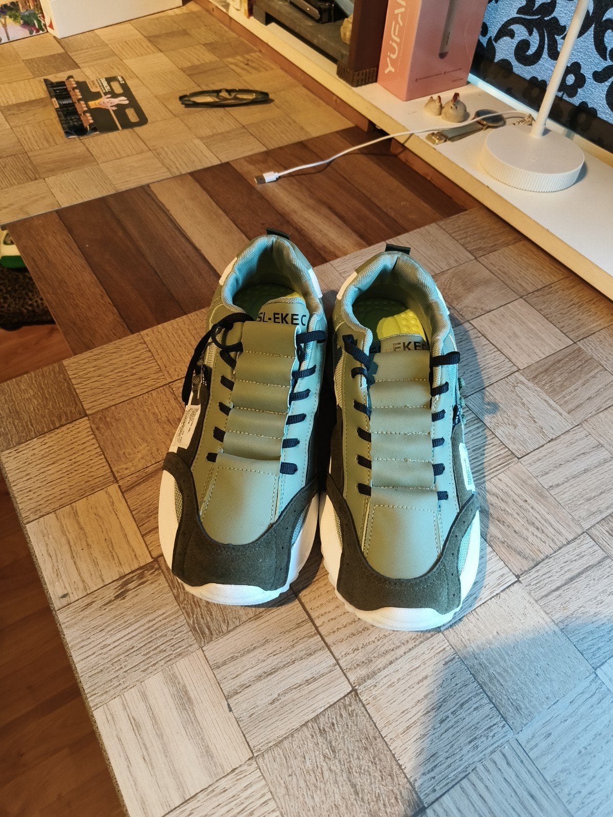 Mooie sneakers maat 45 -, Ophalen of Verzenden