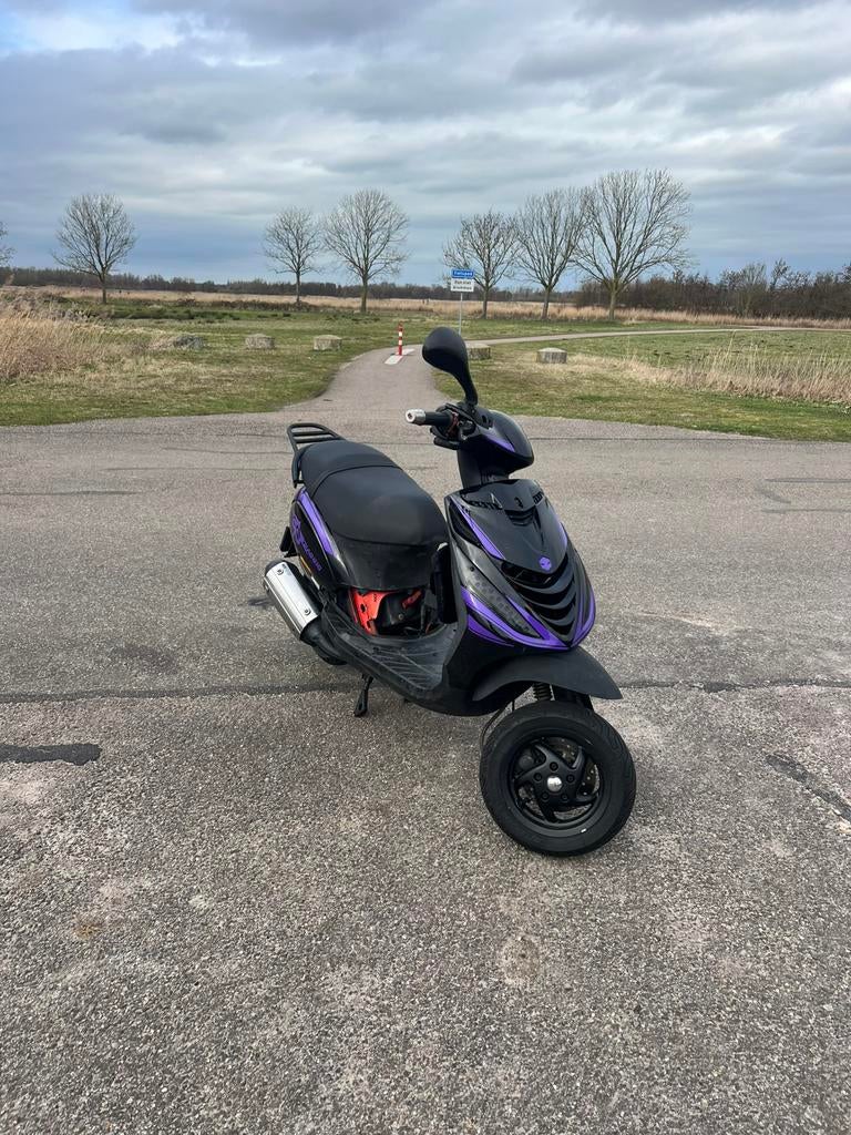 Zip 172cc, Fietsen en Brommers, Scooters | Piaggio, Zo goed als nieuw, Zip, Tweetakt, Ophalen