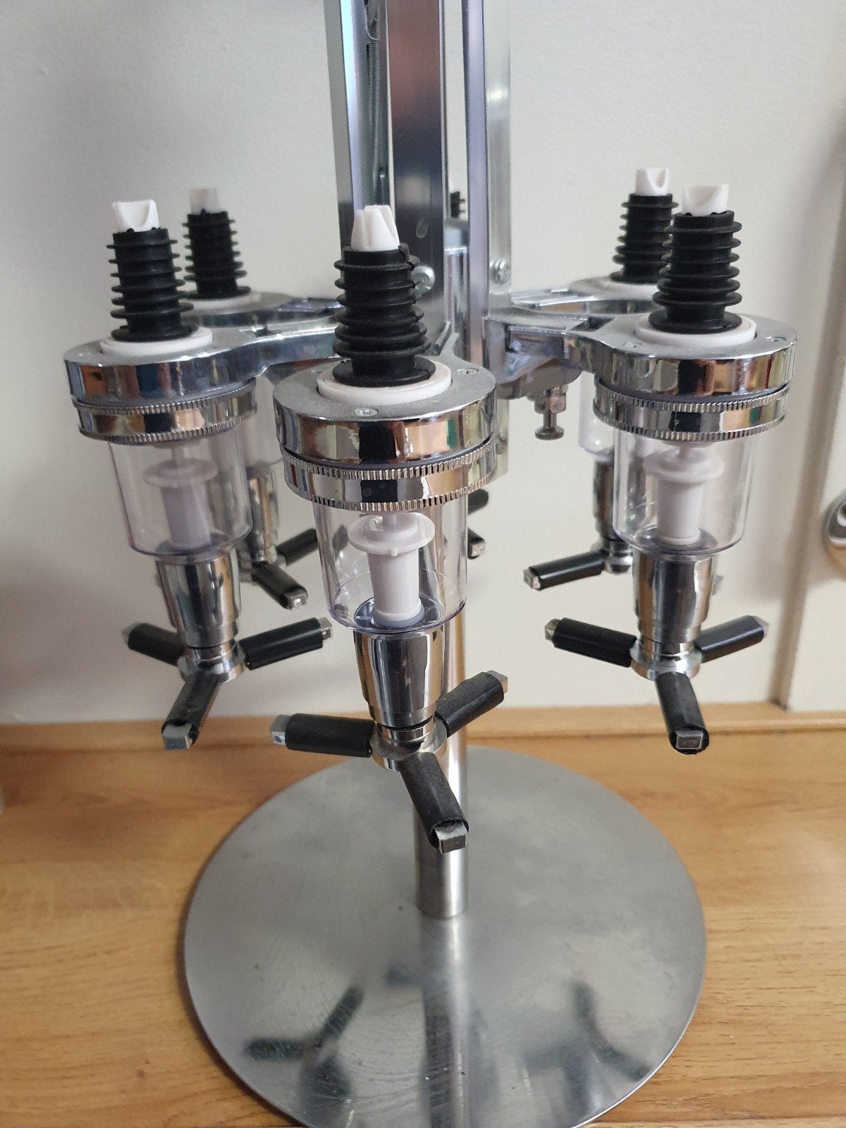Bar butler roterende drankdispenser, Huis en Inrichting, Ophalen