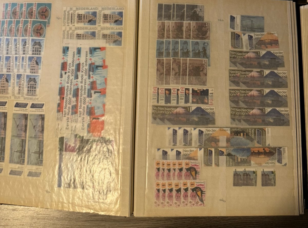 Nederland 2010-2025 Tarief 500x mix van vellen strips zegels, Postzegels en Munten, Postzegels | Volle albums en Verzamelingen