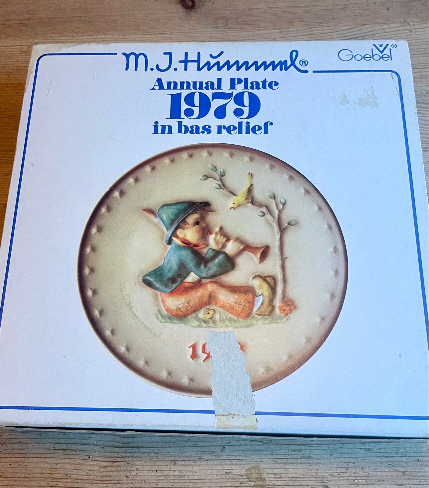 M.J. Hummel Jaarplaat 1979 in bas-reliëf, Antiek en Kunst, Ophalen of Verzenden