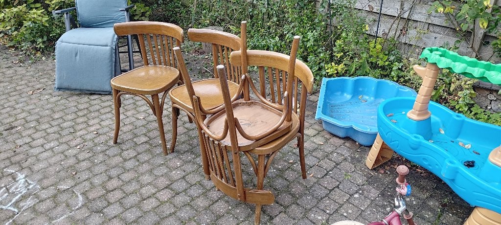 4 gebruikte houten stoelen, Ophalen, Bistro, Gebruikt, Bruin