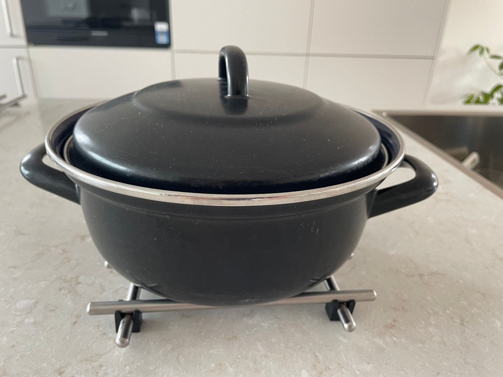 BK Emaille Braadpan 22 cm - zwart, Braadpan, BK, Ophalen of Verzenden, Zo goed als nieuw