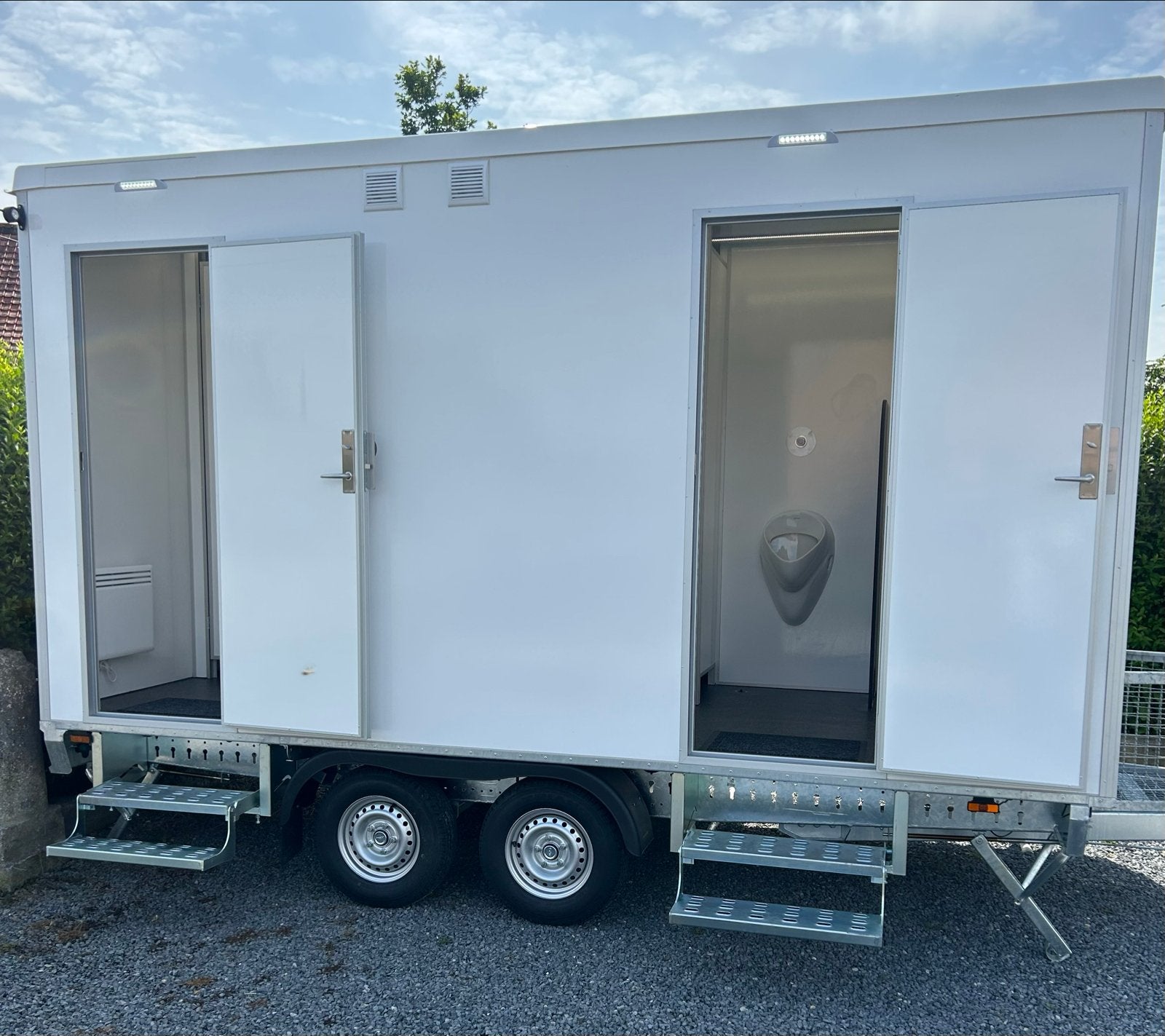 Easywagon 2/1/2 Toiletwagen 2024 | Luxe | Direct beschikbaar, Ophalen, Zo goed als nieuw