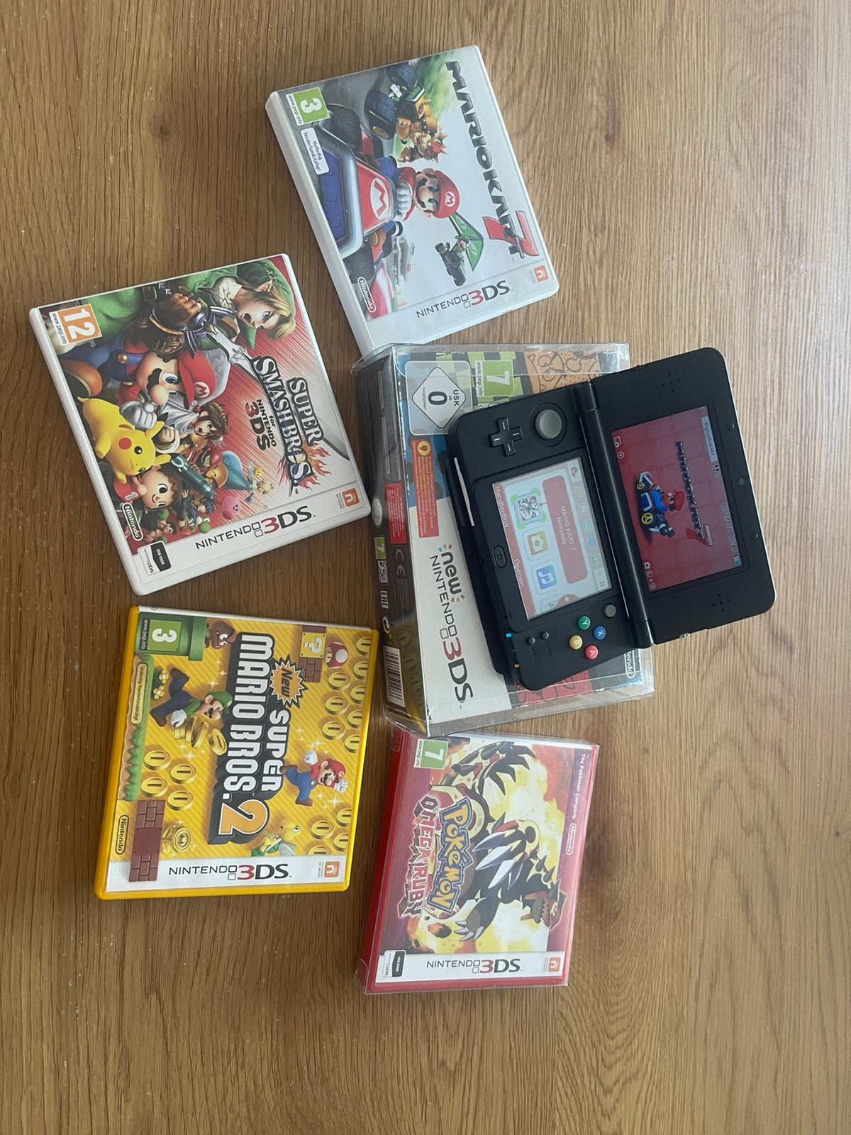 (Dual IPS) New Nintendo 3DS met games & oplader, Ophalen of Verzenden, Zo goed als nieuw, 3DS, Met games
