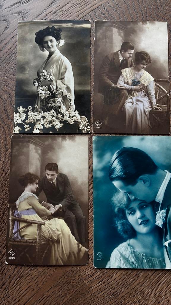 4 portretkaarten. 3x koppel 1x vrouw, Ophalen of Verzenden, 1920 tot 1940, Overige thema's