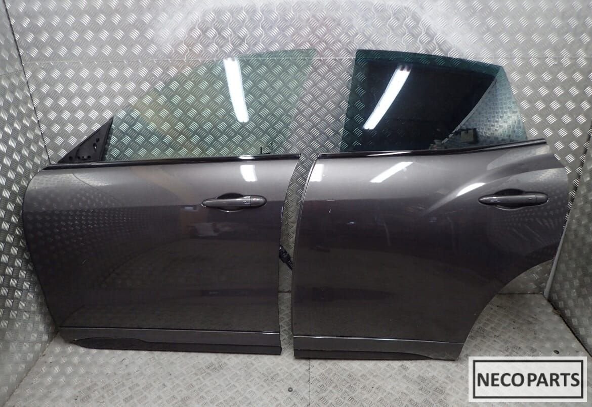 MASERATI GRANTURISMO PORTIER DEUR PORTIEREN OP AANVRAAG, Maserati, Gebruikt, -, Ophalen of Verzenden