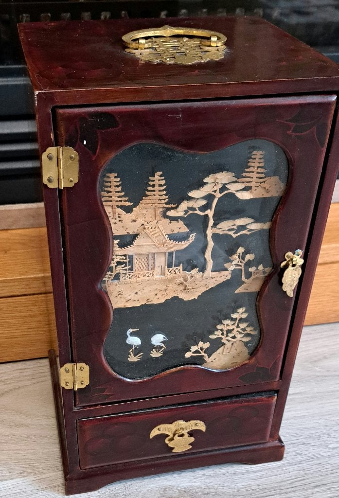 te koop bruine oosters sieraden kastje met muziek, Overige onderwerpen, Geglazuurd, Ophalen of Verzenden, Beeld