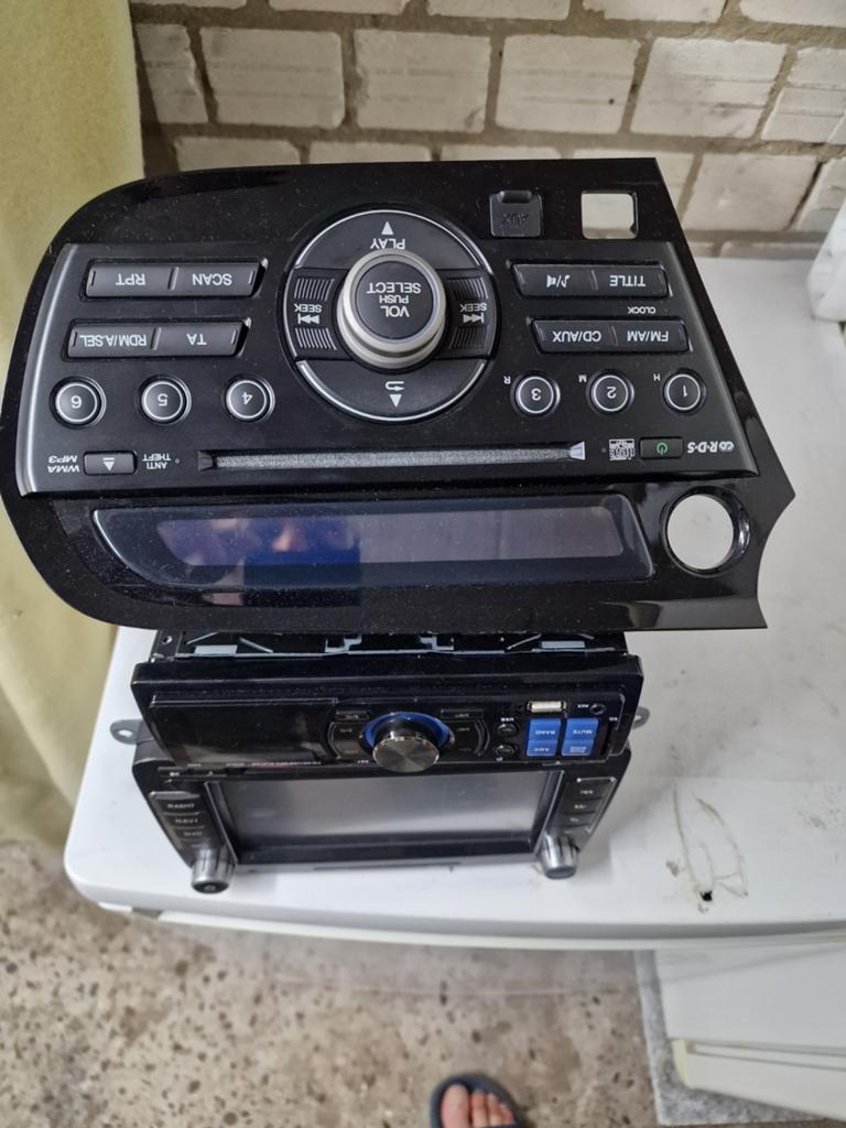 Radio nummer twee doet het goed dat Fox Vision onbekend is, Ophalen of Verzenden, Gebruikt
