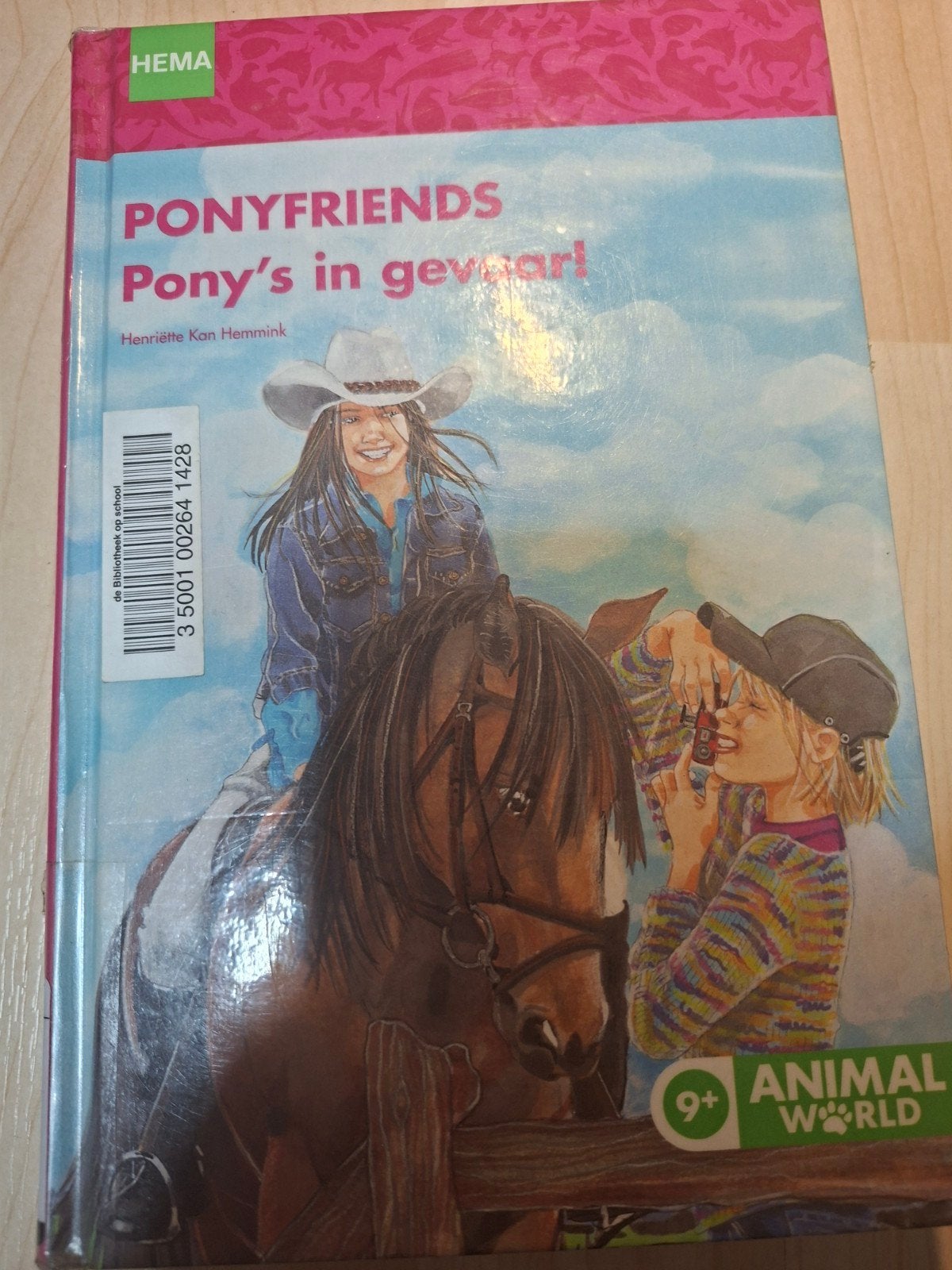 Ponyfriends: Pony's in gevaar! - Henriëtte Kan Hemmink, Ophalen, Zo goed als nieuw, Henriëtte Kan Hemmink, Fictie algemeen