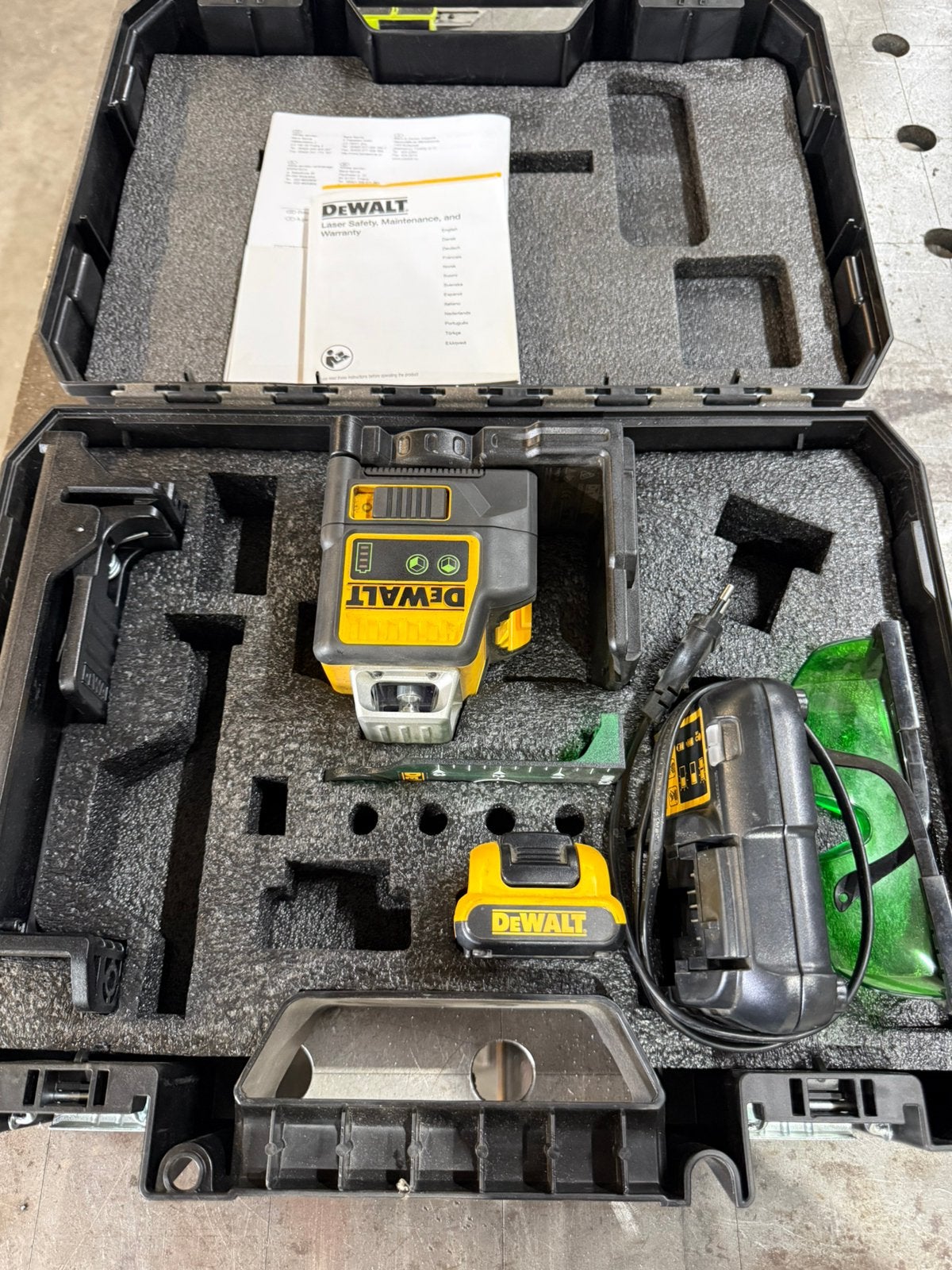 De walt dce089d1g accu kruislijnlaser 3x360, Ophalen, Zo goed als nieuw, Multimeter