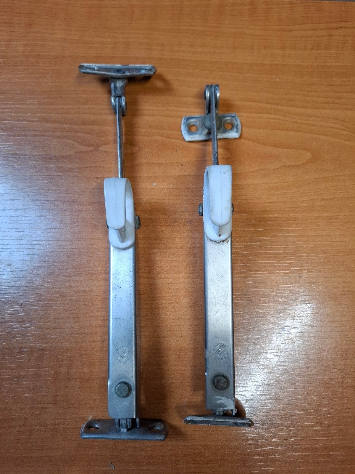2x ASSA Holland raamuitzetters - Gebruikt, Ophalen of Verzenden, Gebruikt, Klink of Kruk