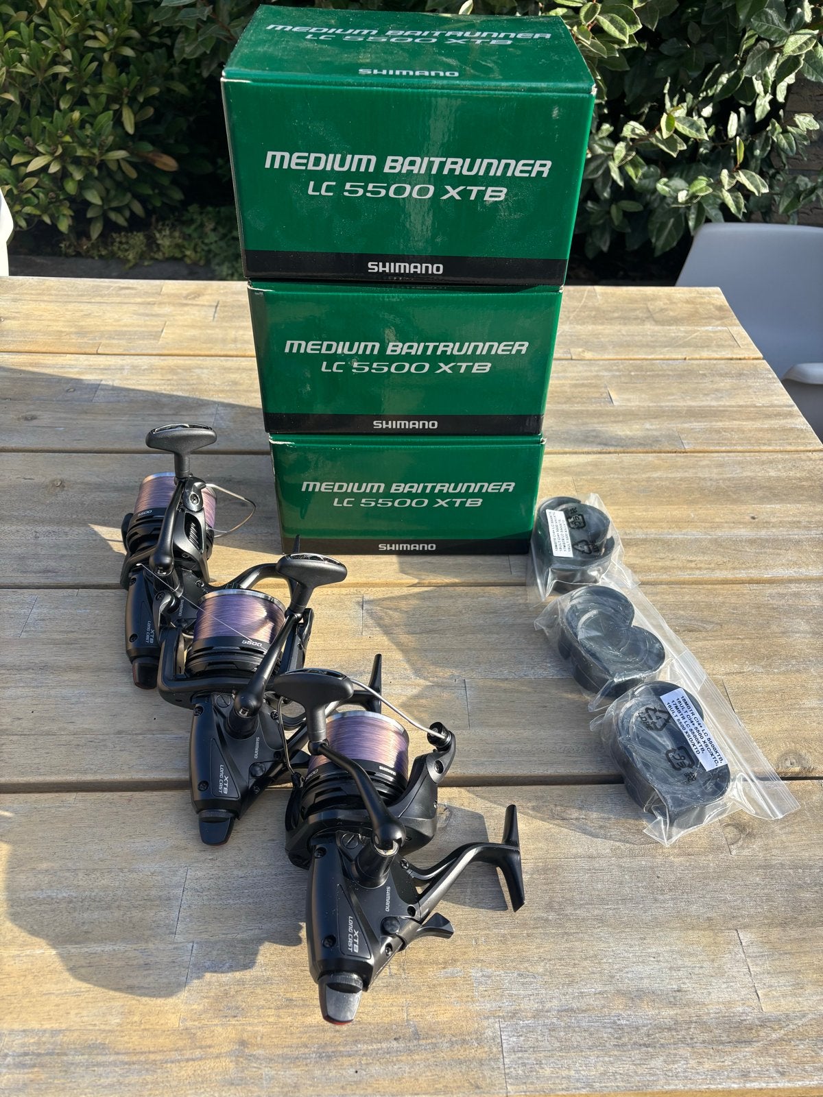 3x Shimano Medium Baitrunner LC 5500XTB - Nieuw!, Watersport en Boten, Hengelsport | Karpervissen, Ophalen of Verzenden, Nieuw