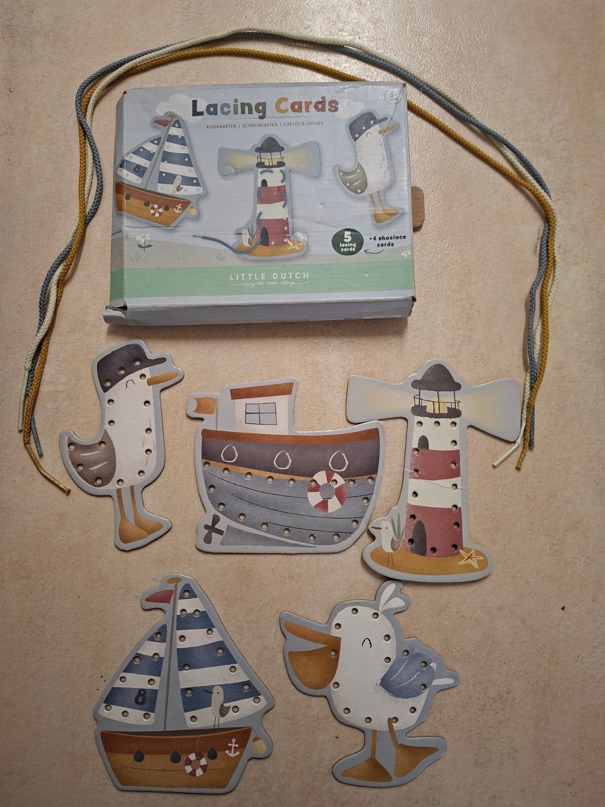 Little Dutch rijgkaarten lacing cards + 3 veters 3+, Ophalen of Verzenden, Gebruikt, Knutselen