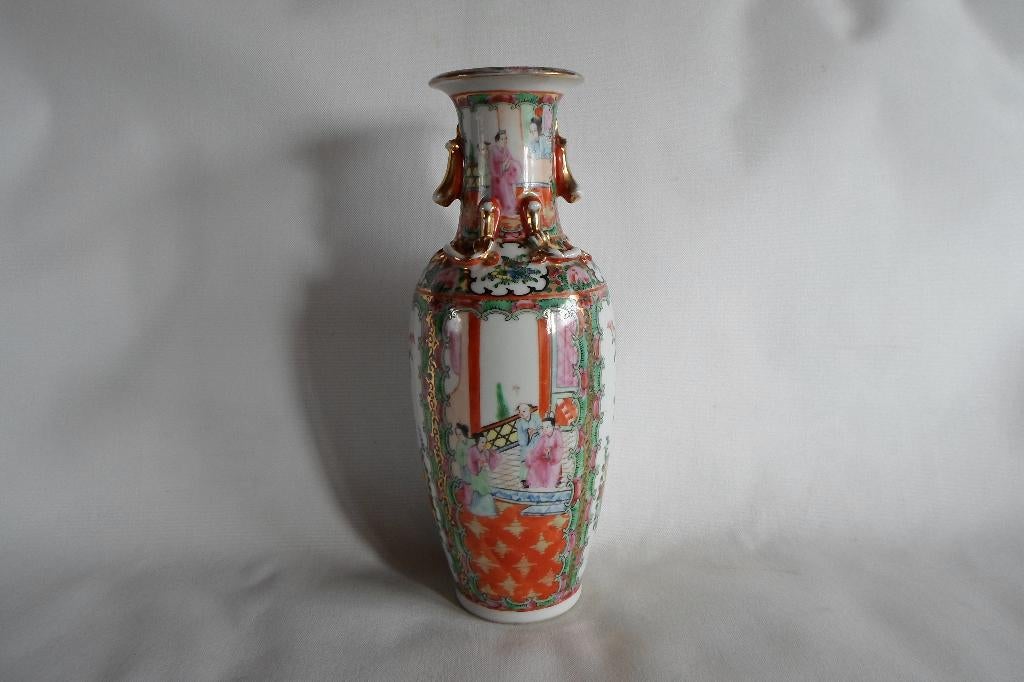 Famille Rose Vaas 30,5 cm, Antiek en Kunst, Antiek | Vazen, Ophalen of Verzenden