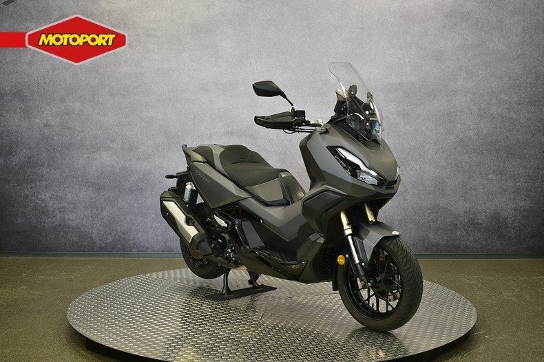 Honda ADV 350 (bj 2023), Motoren, Info@motoportwormerveer.nl, Scooter, Honda Motor Europe, Bedrijf