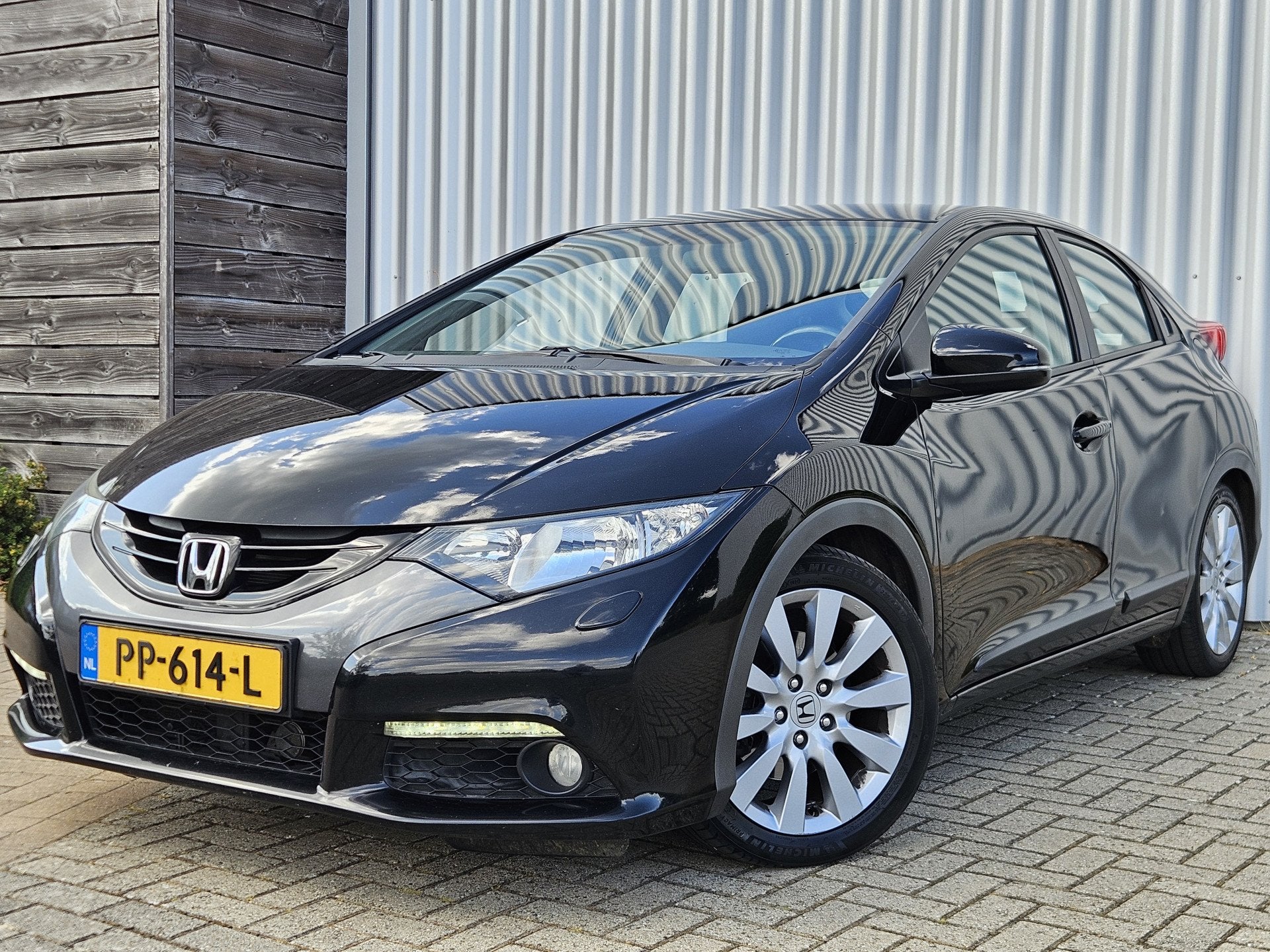 Honda Civic 1.6D Sport /Dealer Onderhouden/Stoelverwarming!, Voorwielaandrijving, Euro 5, Stof, Automatische klimaatregeling