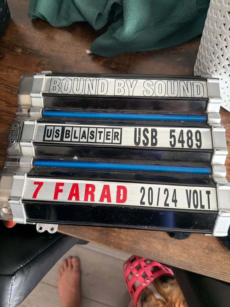 Condensator auto Bound by Sound USB Blaster 7 Farad, Verzenden, Gebruikt, Universele onderdelen
