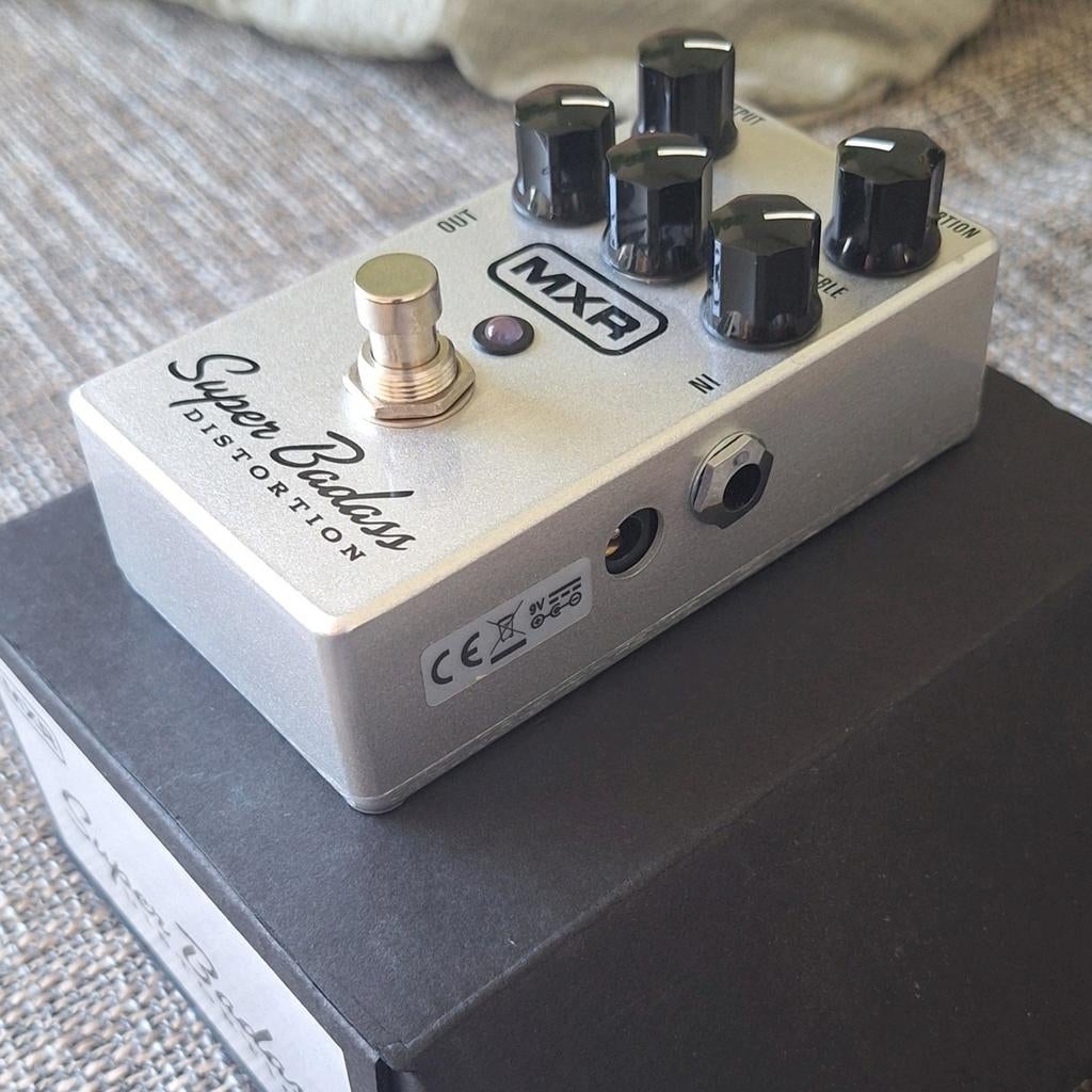 MXR Super Badass Distortion, Muziek en Instrumenten, Effecten, Ophalen of Verzenden, Zo goed als nieuw