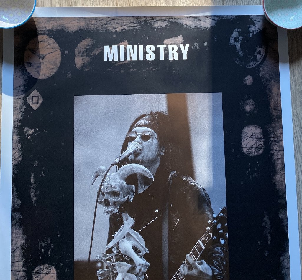 Leuke Poster Metalband Ministry - ΚΕΦΑΛΗΞΘ, Deurposter of groter, Ophalen of Verzenden, Muziek, Rechthoekig Staand