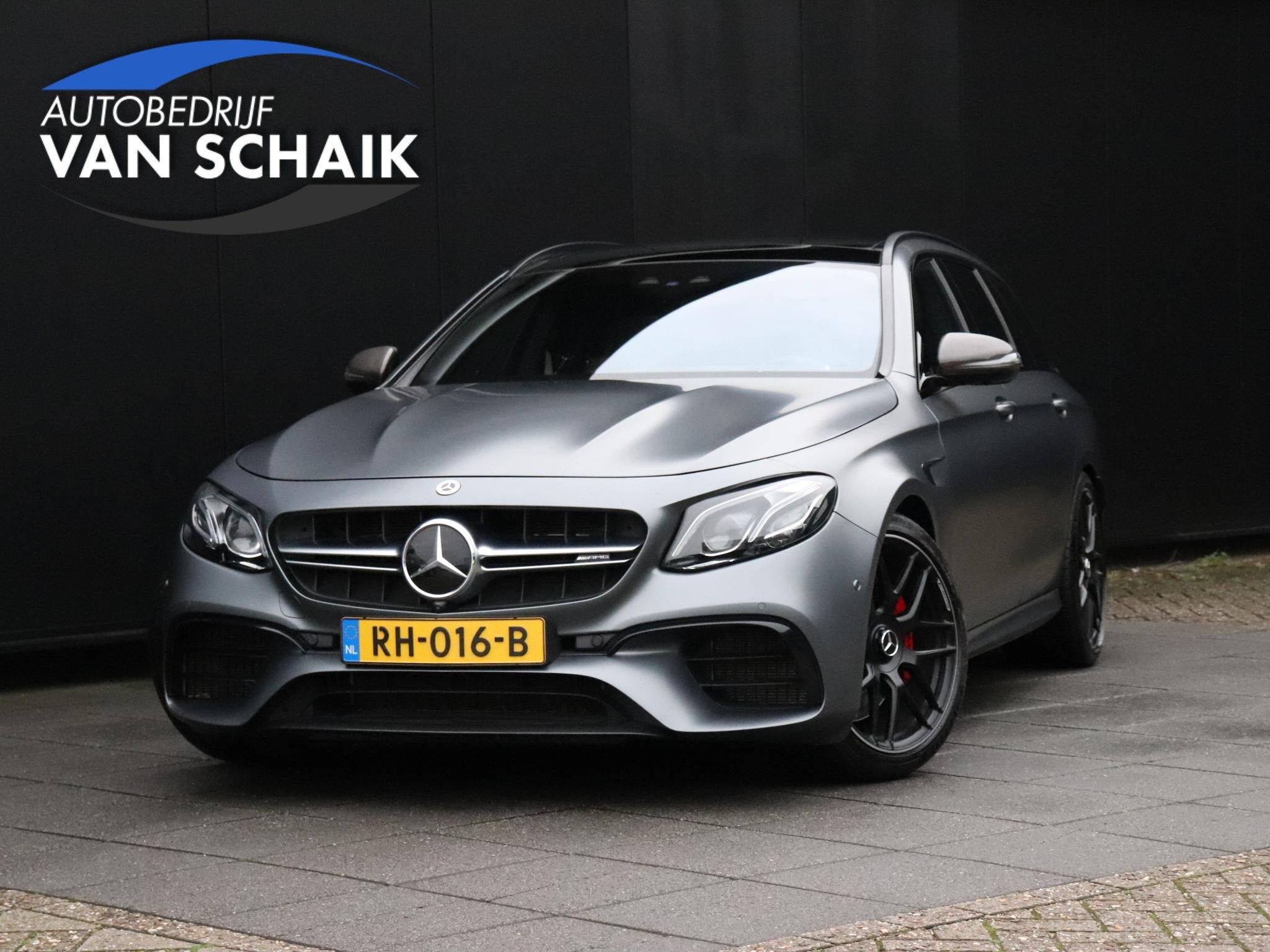 Mercedes-Benz E-klasse Estate 63 amg AMG 63 S 4MATIC+ | PANO, Auto's, Automaat, Dealer onderhouden, Stof, Vierwielaandrijving