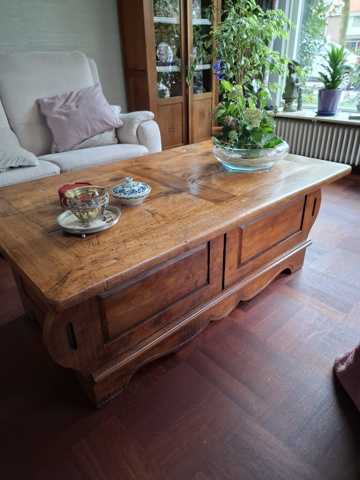 Zware Eiken Salontafel met Schuifdeuren - 130x80x50 cm, Huis en Inrichting, Ophalen, 50 – 75, Gebruikt, 100 tot 150 cm