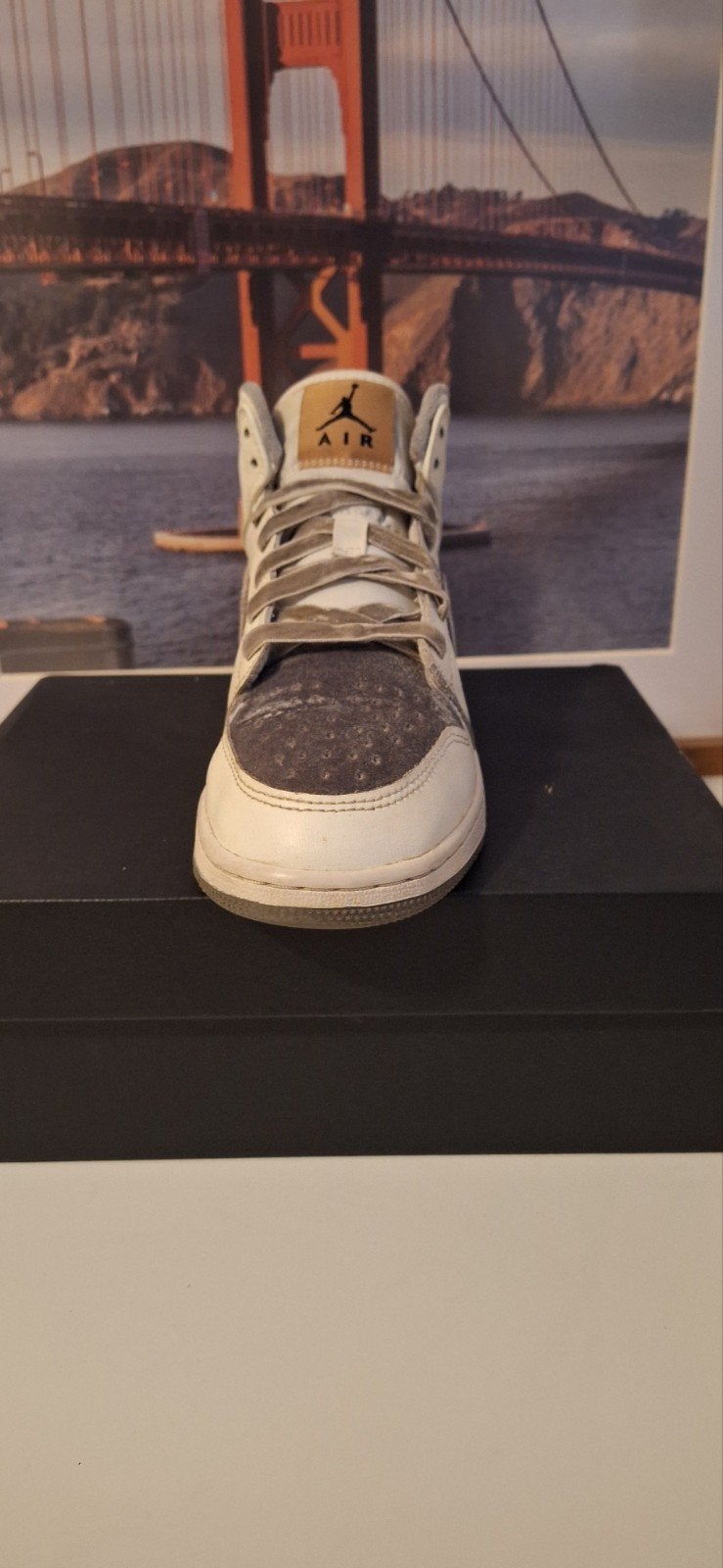 Limited Edition Jordan Air Sneakers Maat 38, Beige, Ophalen of Verzenden, Zo goed als nieuw, Jordan Air