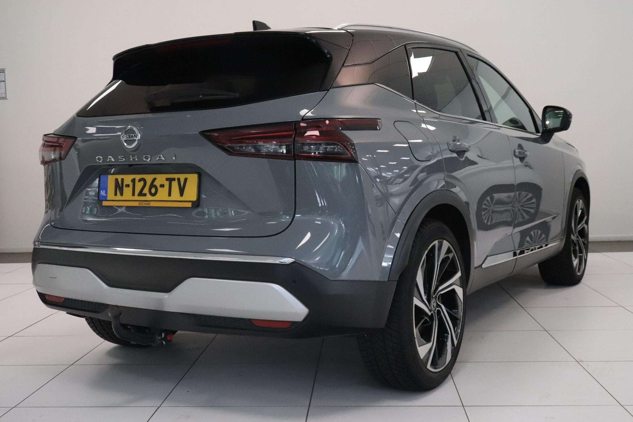 Nissan Qashqai 1.3 MHEV Xtronic Tekna Plus | Panoramadak | M, Auto's, Dealer onderhouden, Met garantie (alle), Qashqai, Automatische klimaatregeling