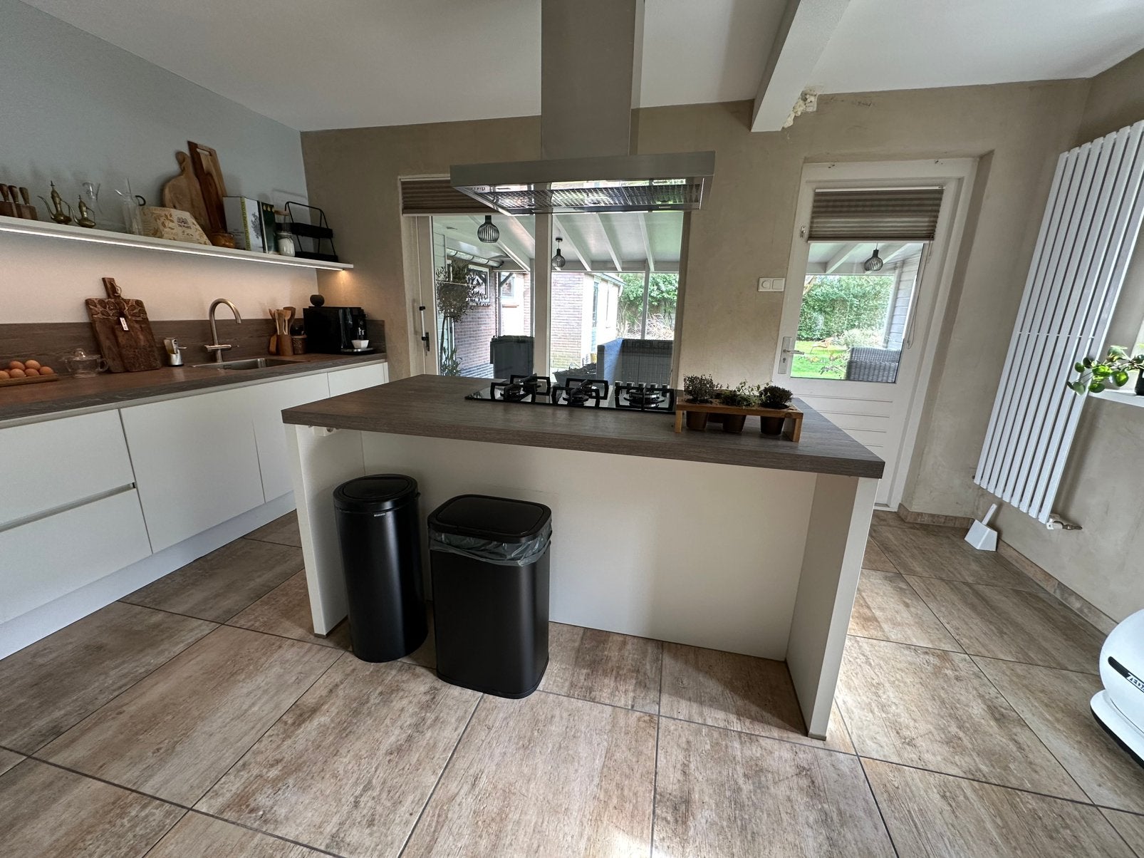 Keuken met keukenblok, Huis en Inrichting, Ophalen, Gebruikt, Wit, Enkelwandige keuken