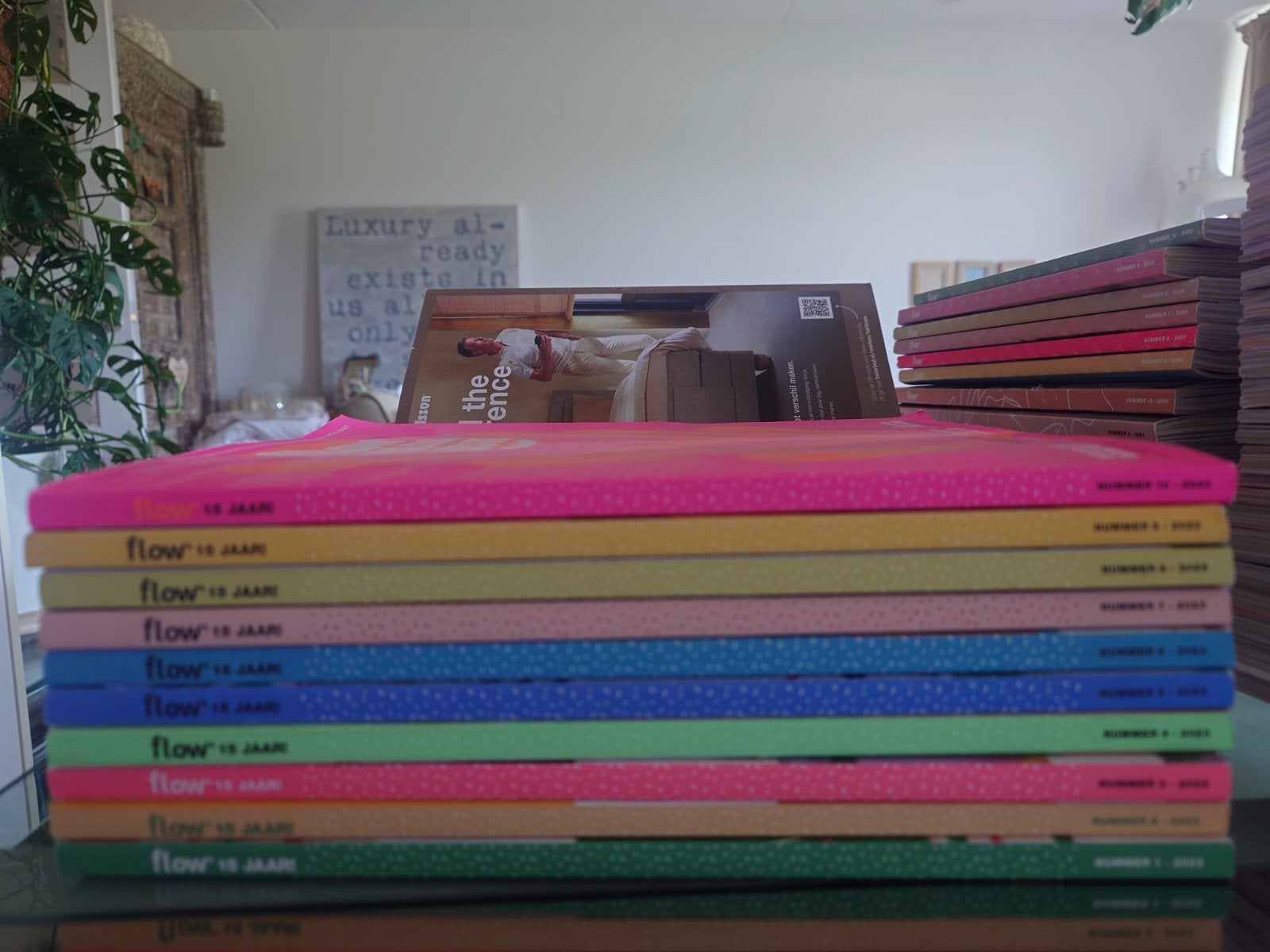 Flow magazines 2023 compleet - nauwelijks gelezen, Boeken, Ophalen of Verzenden, Zo goed als nieuw, Glossy