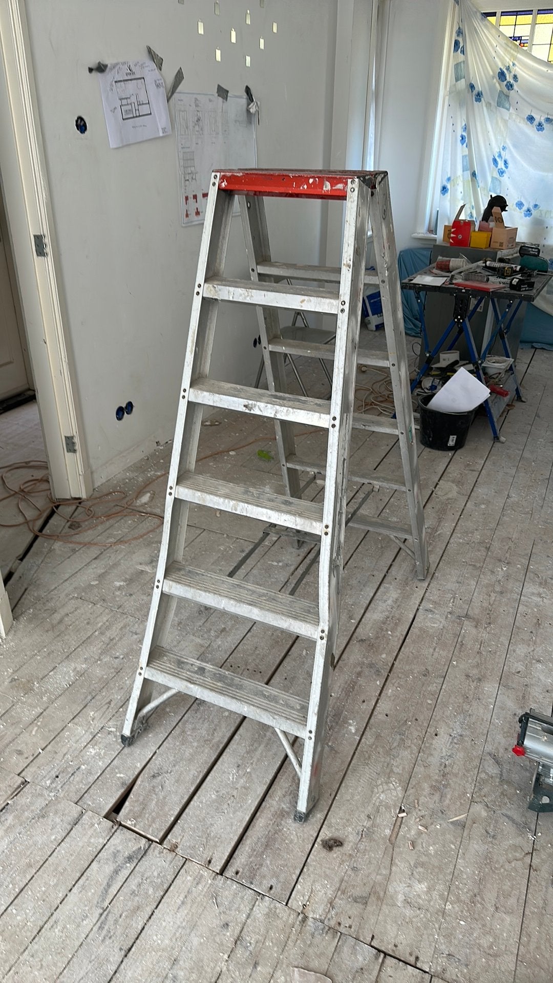 Altrex voor onderdelen, Ophalen, Gebruikt, Trap, Minder dan 2 meter
