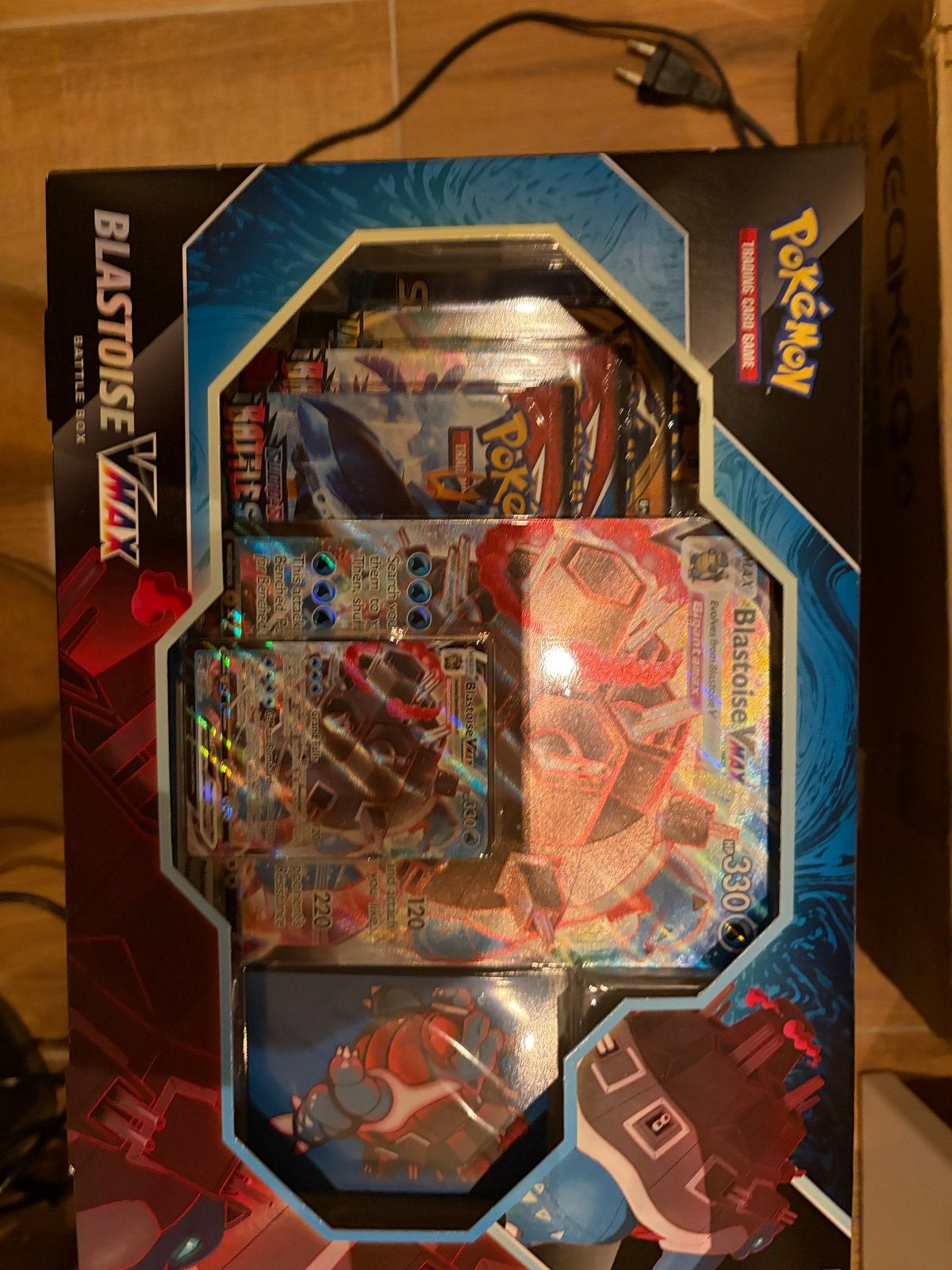 Pokémon VMAX Battle Box: Blastoise & Venusaur, Ophalen of Verzenden, Nieuw, Boosterbox, Foil