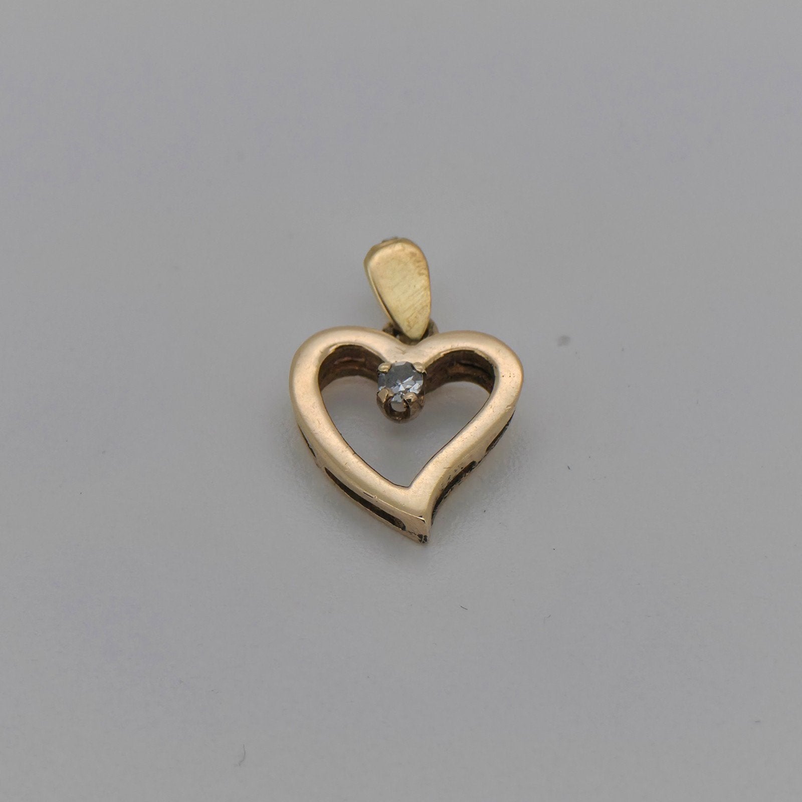 Gouden hanger 14k (585) hartje met diamant, Sieraden, Tassen en Uiterlijk, Kettinghangers, Zo goed als nieuw, Goud, Goud, Hart