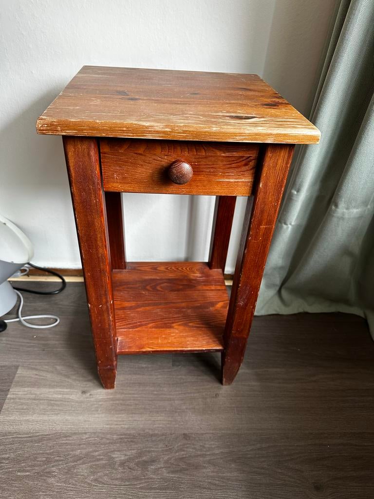 Houten nachtkastje / tafeltje, Huis en Inrichting, Ophalen, Gebruikt, Minder dan 45 cm, 55 tot 70 cm