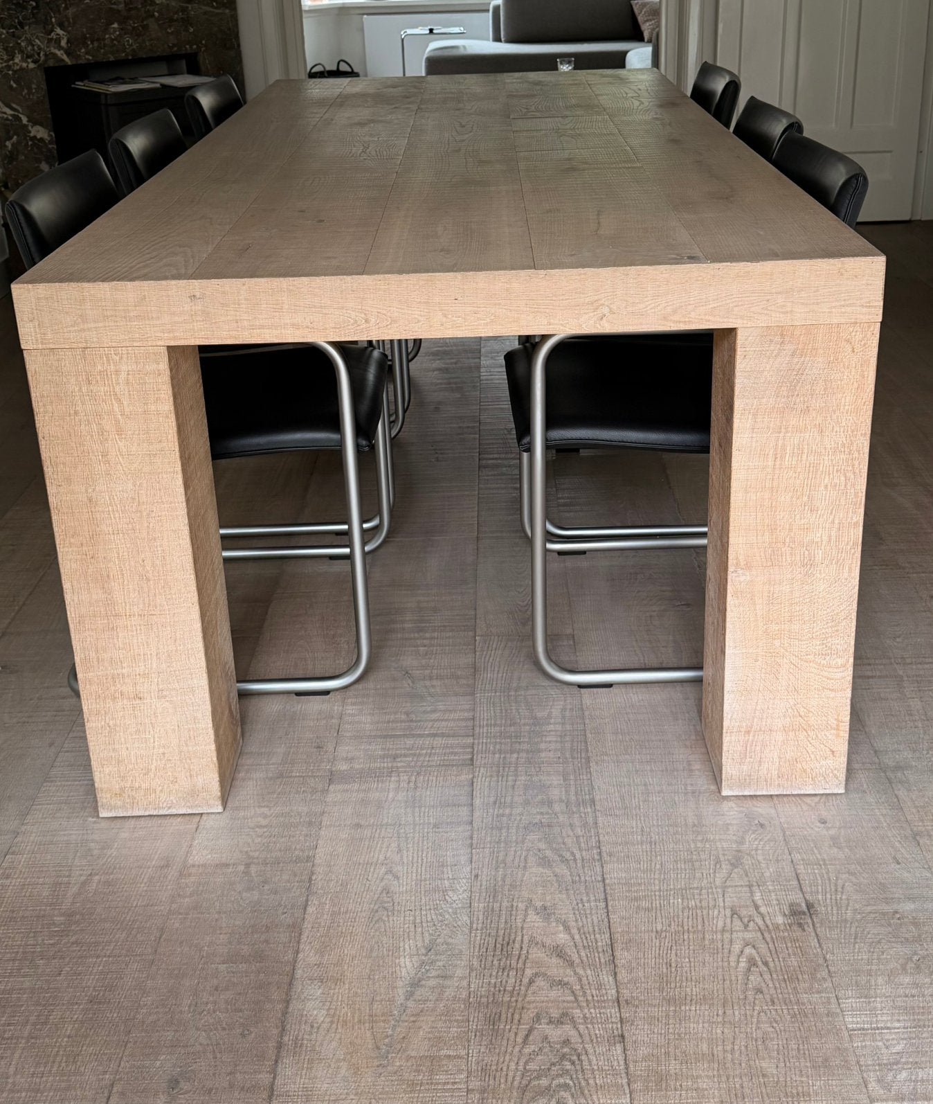 Stoere grote eiken eettafel 2,40 bij 1,10 m, Ophalen, Gebruikt