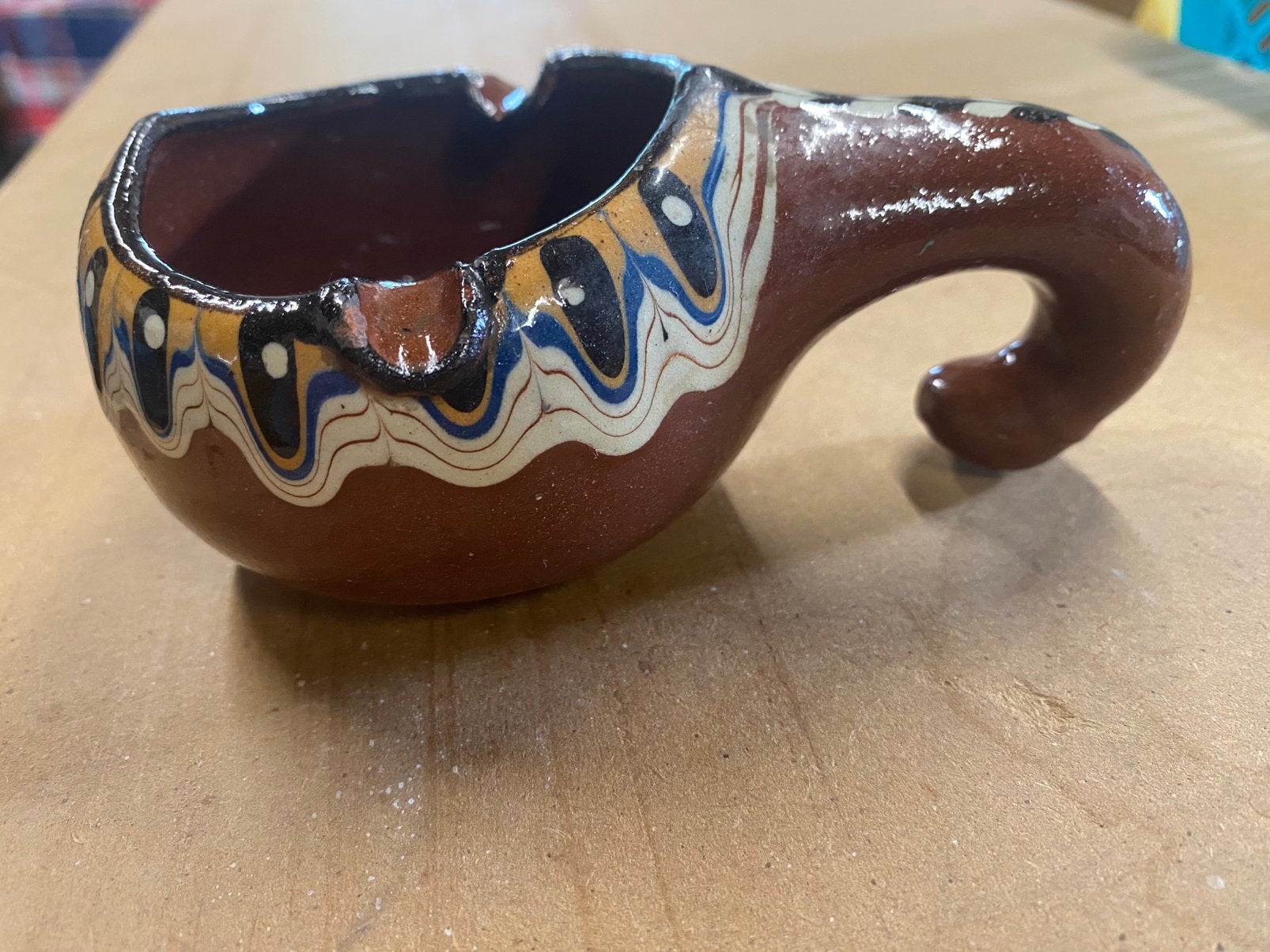 traditionele Bulgaarse Troyan keramische asbak, Antiek en Kunst, Ophalen of Verzenden